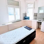 Fmi 9 Apartment *