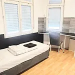 Apartment Fmi 9